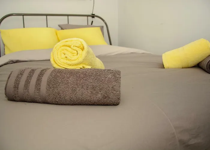 Comfy Brand New Apt Near Acropolis Museum